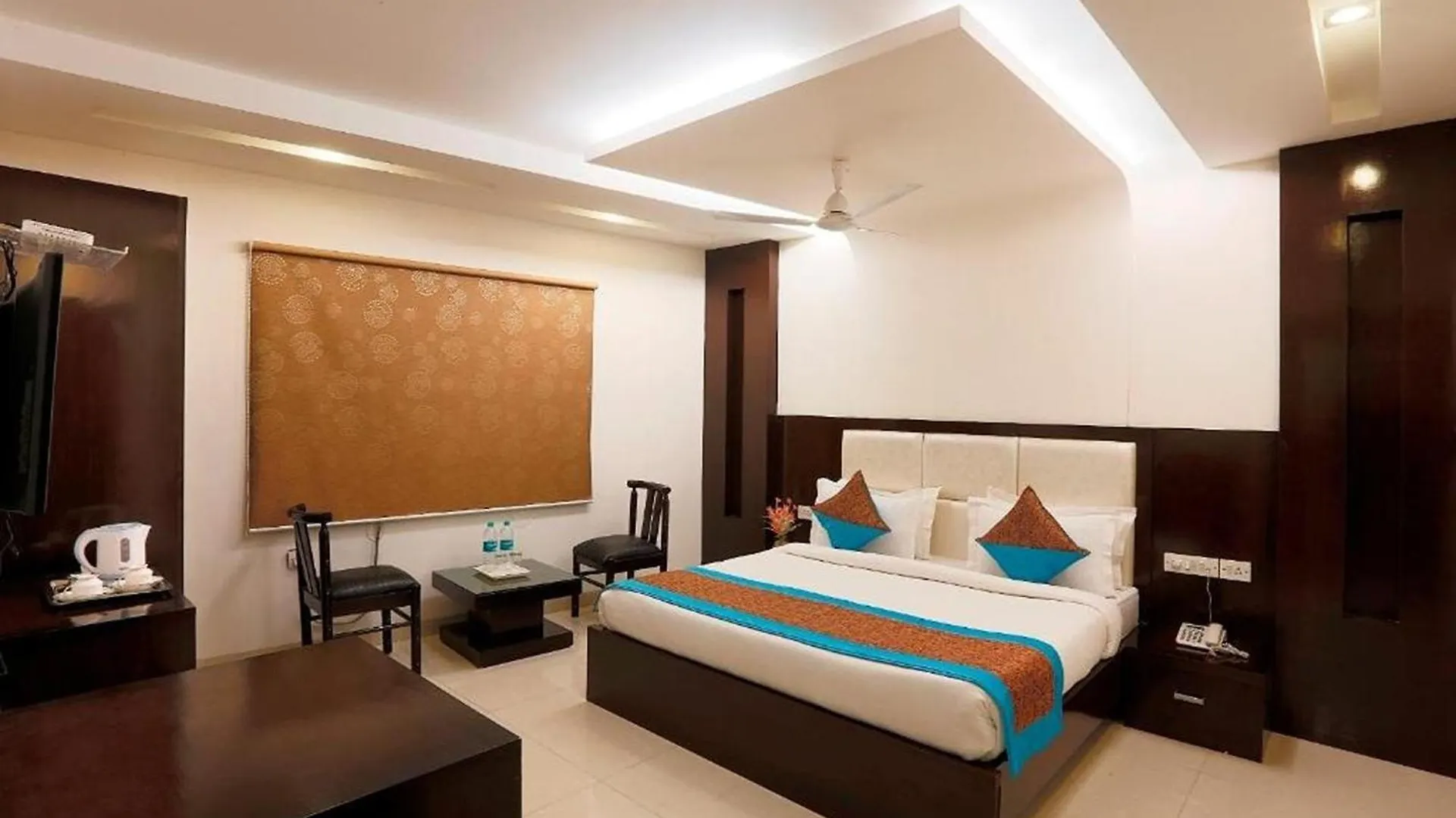 Hotel Anand Lok Inn New Delhi