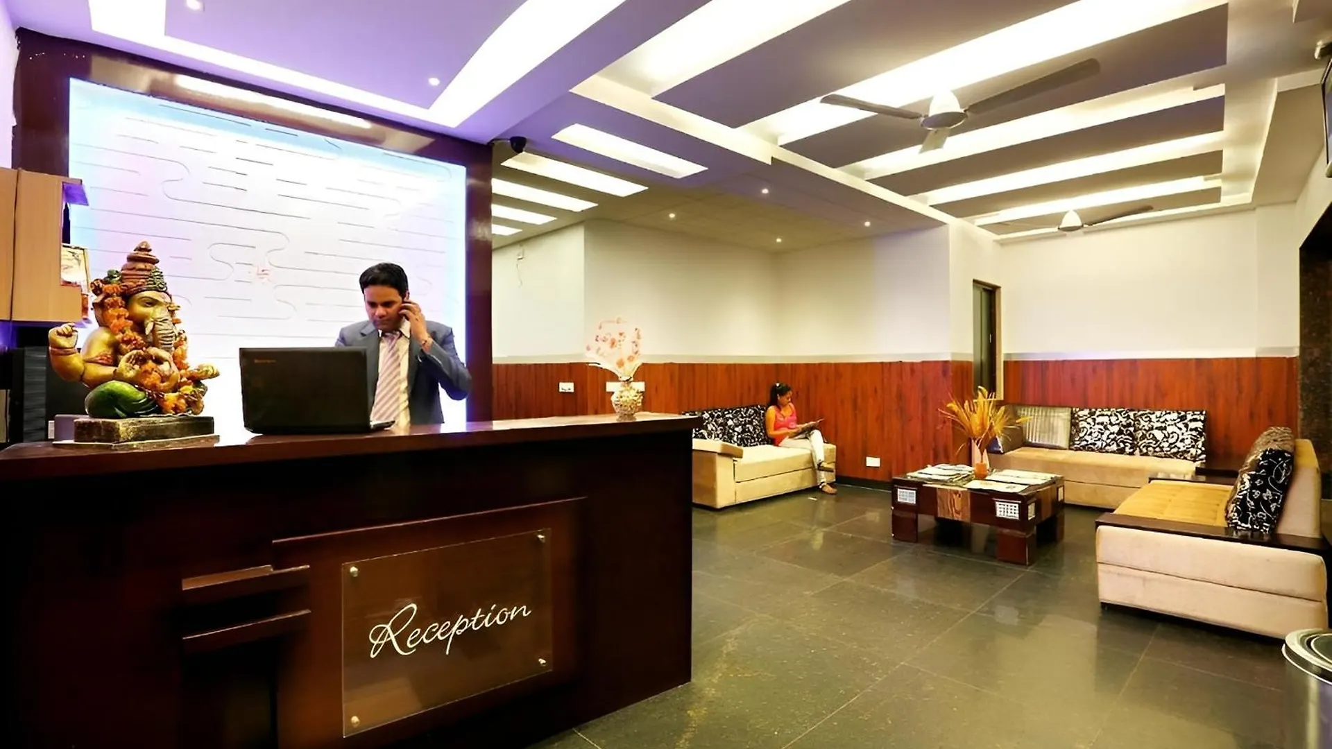 Hotel Anand Lok Inn New Delhi