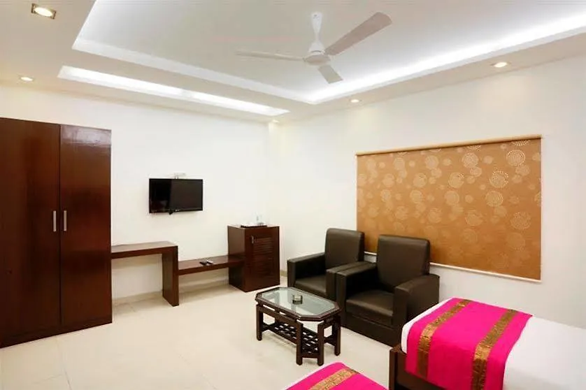 Hotel Anand Lok Inn New Delhi